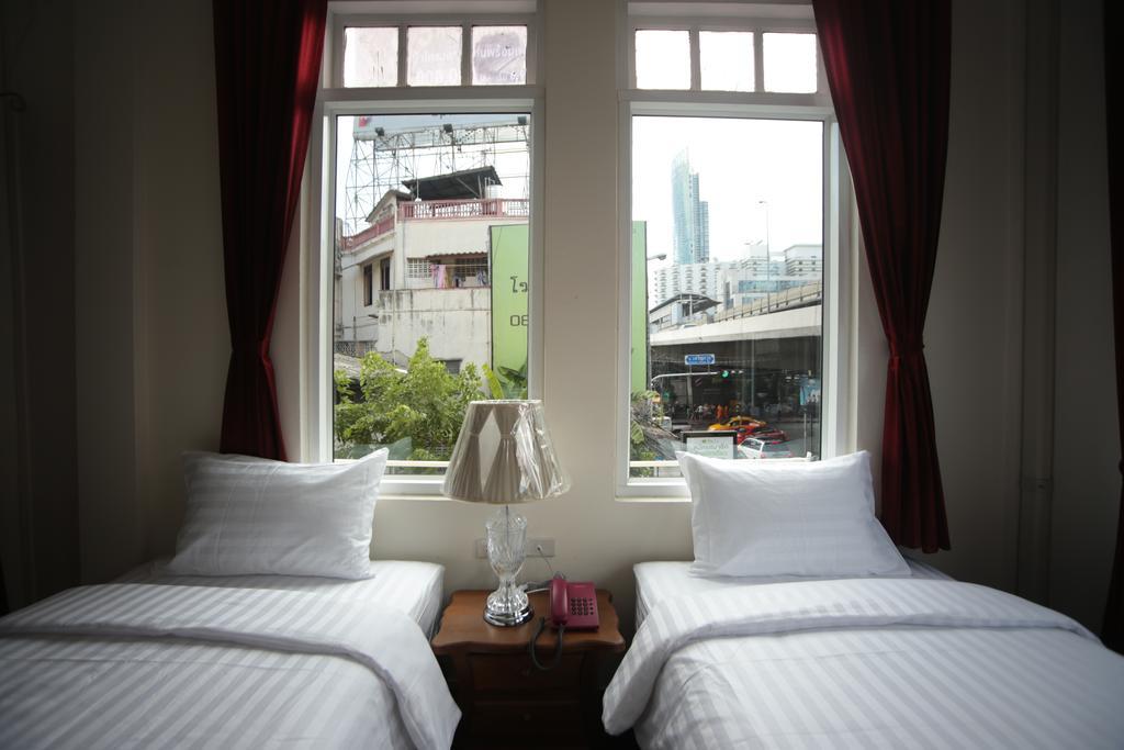 The Myth - Sud Sathorn Bed and Breakfast Bangkok Habitación foto